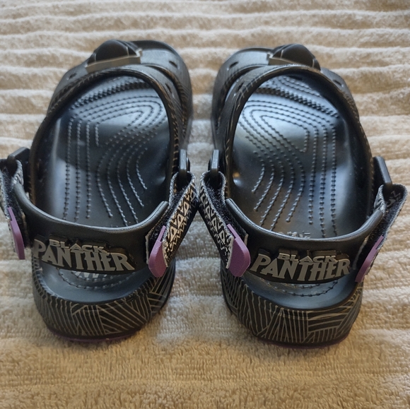 NWOT Crocs x Marvel Black Panther Slip On All-Terrain Clogs Black Kids Size 3 J3 - Picture 4 of 11